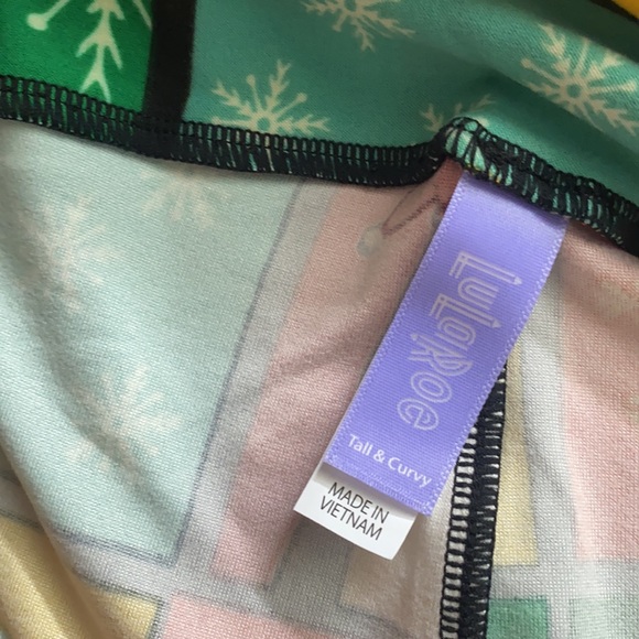 LulaRoe Christmas Leggings! NEW! Tall&Curvy! XXL! - Picture 7 of 7